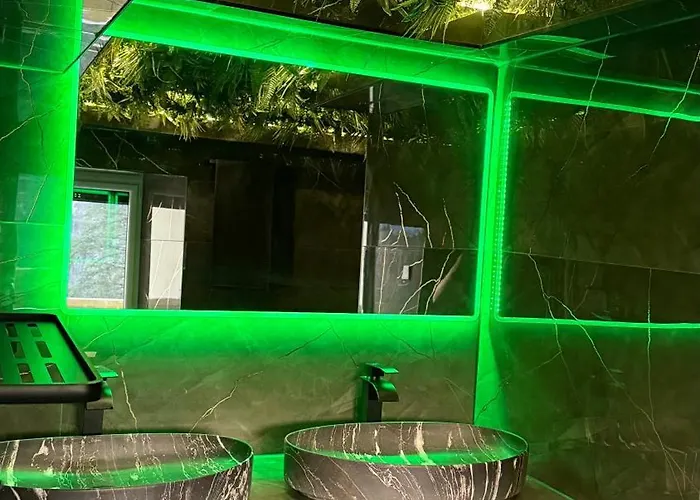 Nuit D Or Loveroom * Bellegarde-sur-Valserine